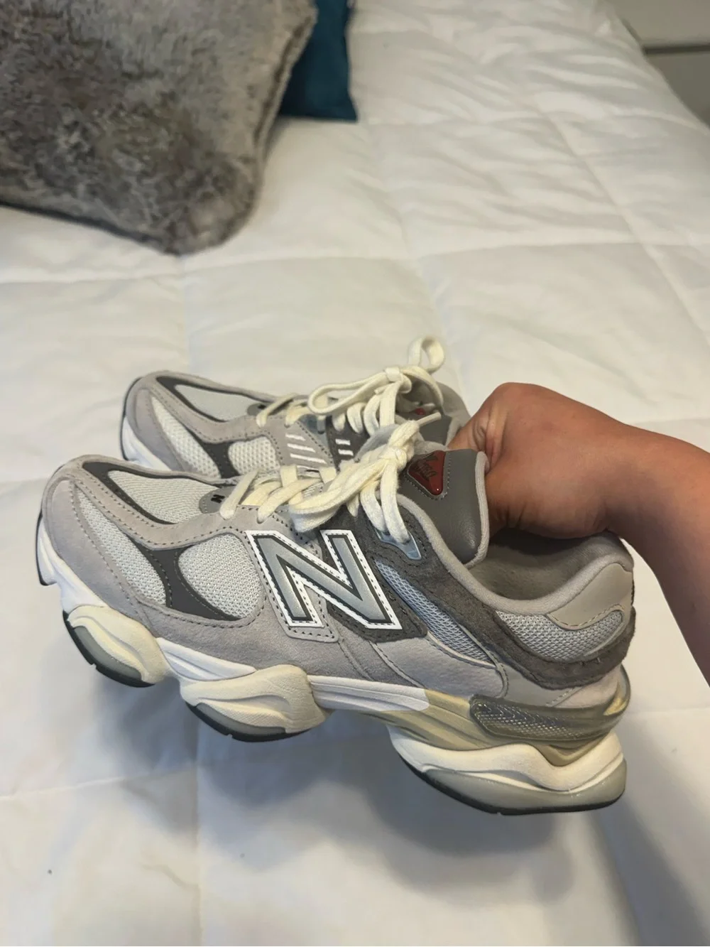 New Balance 9060